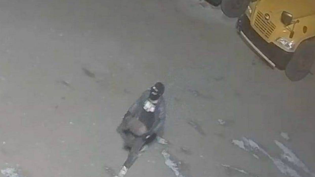 Bus catalytic converter thief