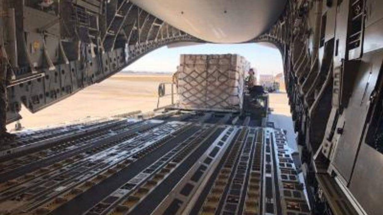 C-17 unloading supplies