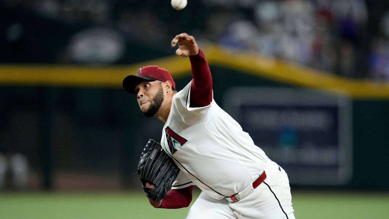 CACHORROS-DIAMONDBACKS 3