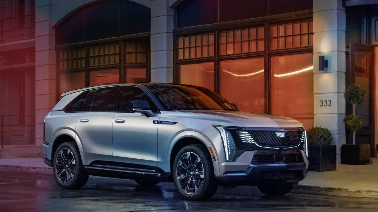 Cadillac ESCALADE IQ