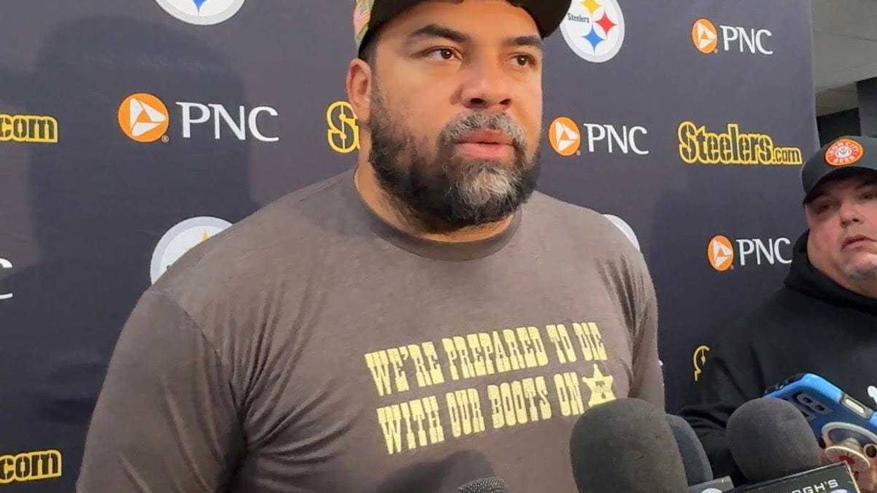 Cam Heyward in scrum