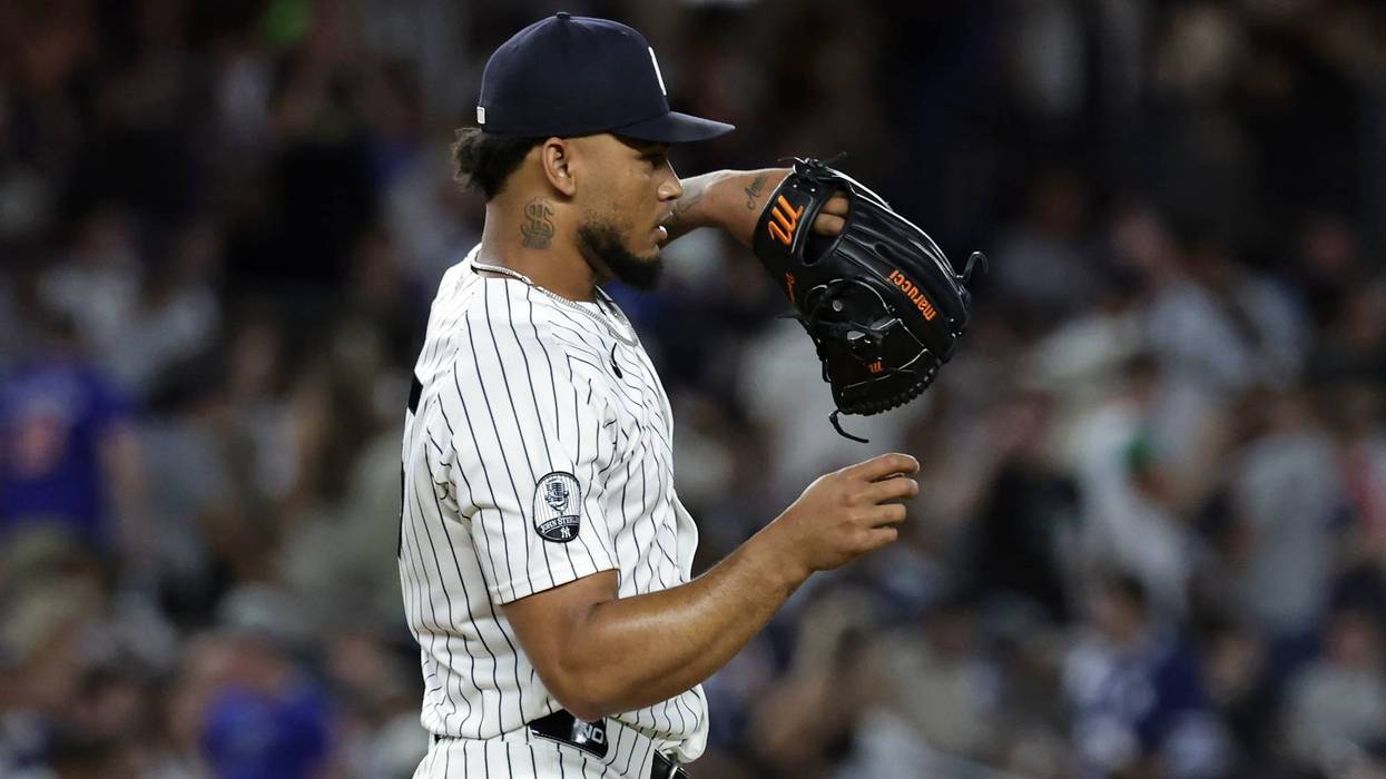 Yankees trade Camilo Doval to Pirates for pair of minor leaguers