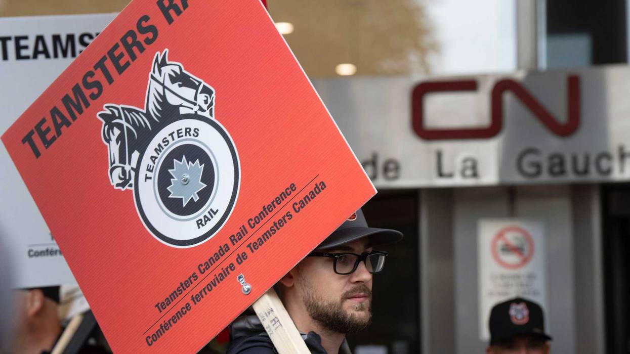 Canada-Railroads-Unions