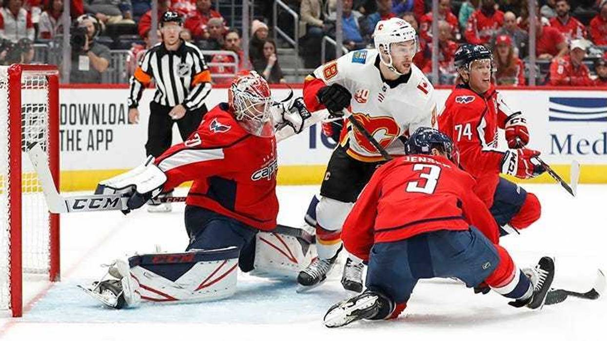 Caps are relying too much on their goaltenders, Carl Hagelin says