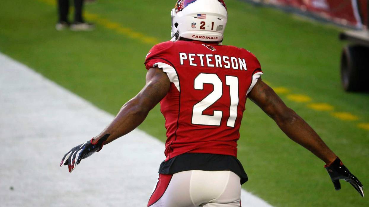 Cardinals' Patrick Peterson (21) takes the field before a game against the Eagles at State Farm Stadium in Glendale, Ariz. on Dec. 20, 2020. Cardinals Vs Eagles