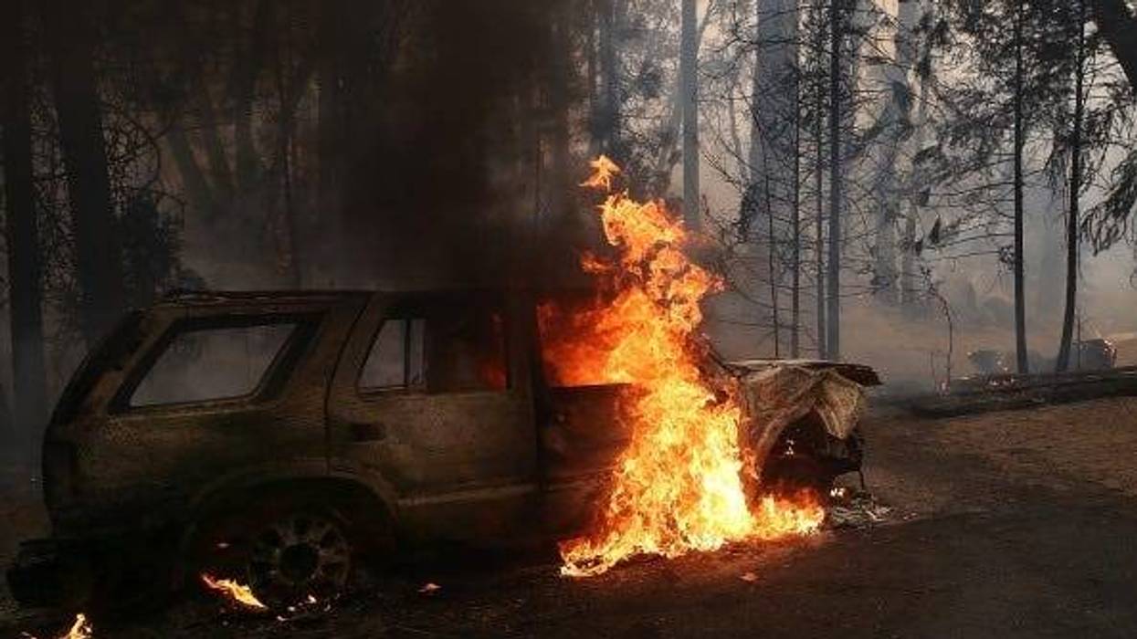 carro incendiado