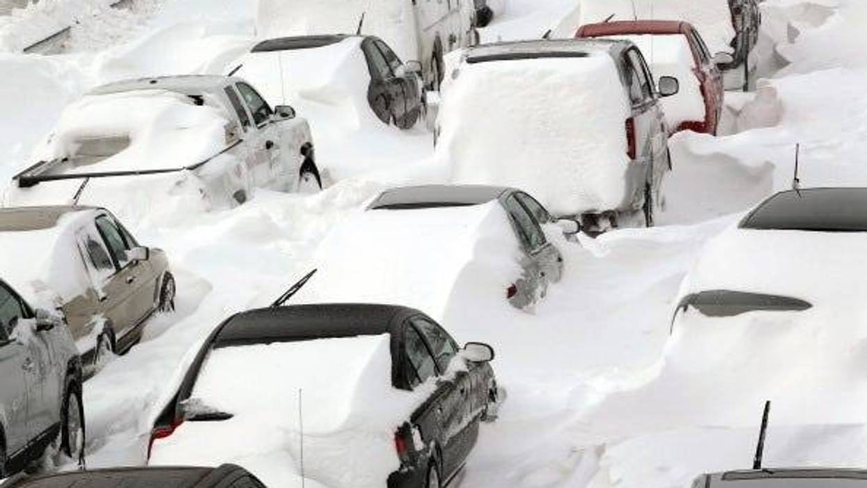 Cars sit in the northbound lanes of Lake Shore Drive after accidents and drifting snow stranded the drivers during last night's blizzard February 2, 2011 in Chicago, Illinois. As of late morning over 20 inches of snow had fallen, making this snowstorm the
