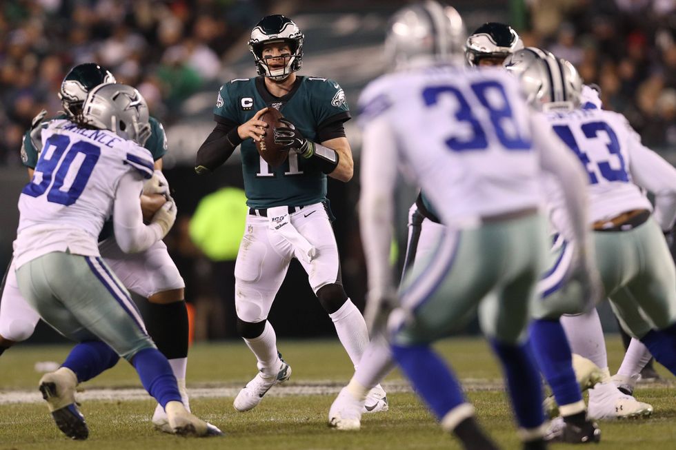 Carson Wentz surveys the field against Dallas