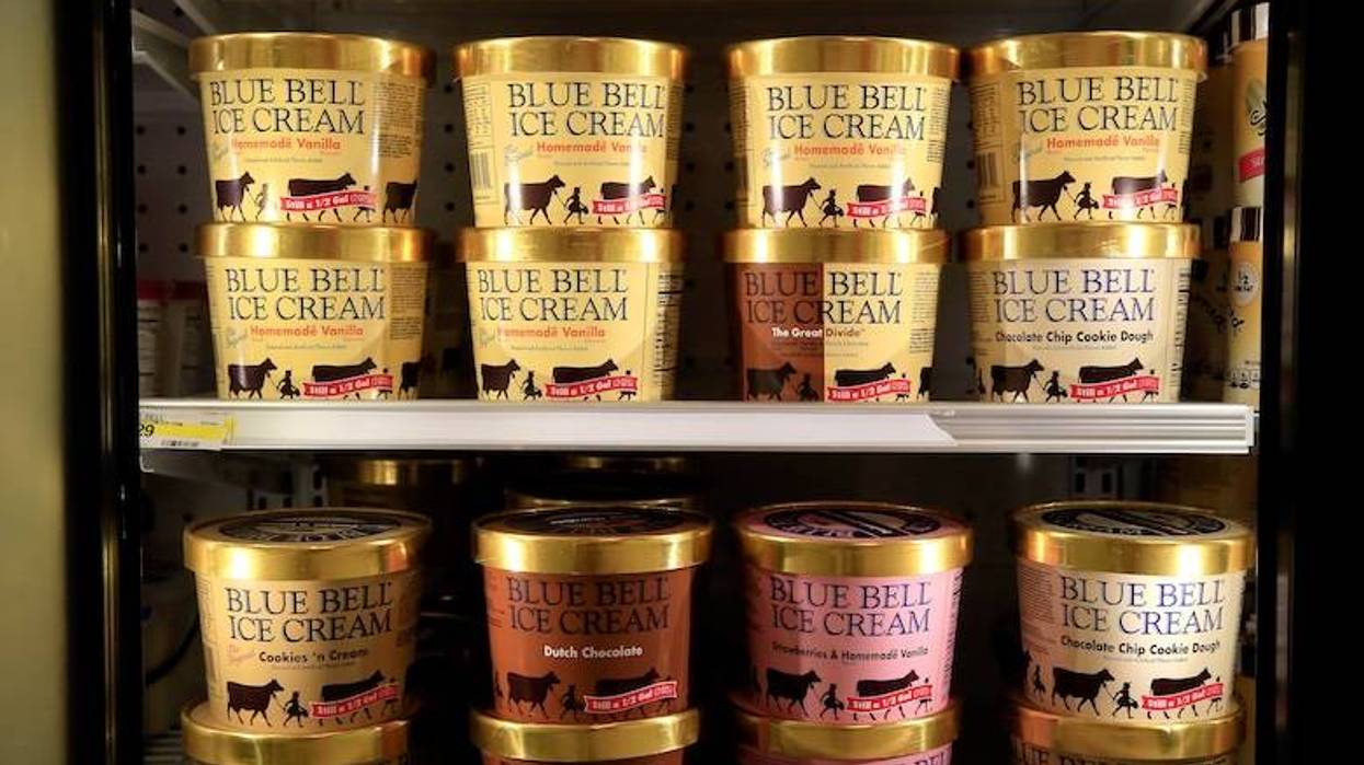 Blue Bell announces flavor in time for summer, Black Raspberry Fudge