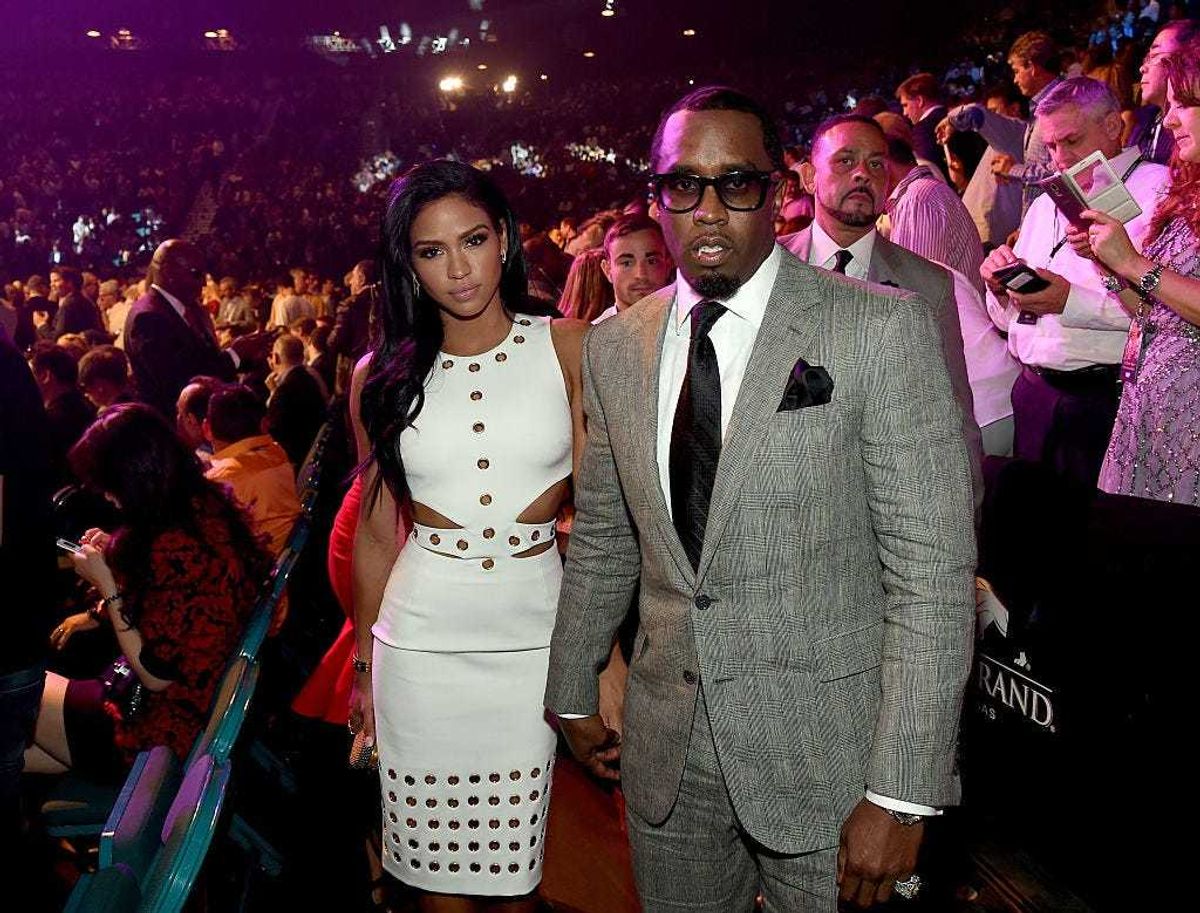 Cassie Ventura and Sean Combs pose ringside at "Mayweather VS Pacquiao" at MGM Grand Garden Arena on May 2, 2015 in Las Vegas, Nevada.