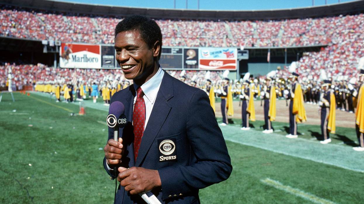 CBS analyst Irv Cross