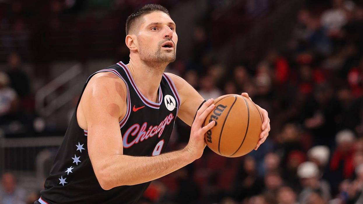 Center Nikola Vucevic