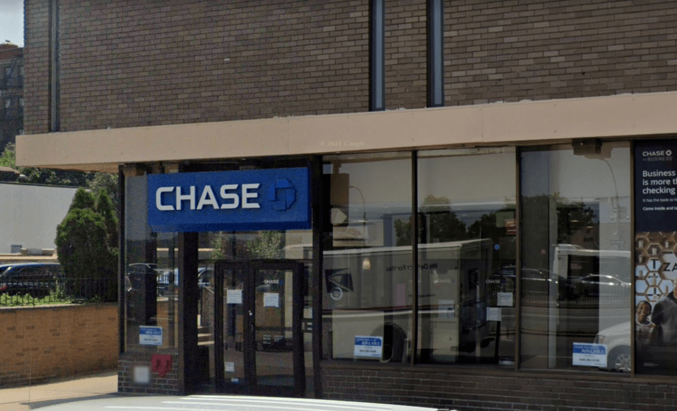 Chase Bank where robbery occurred