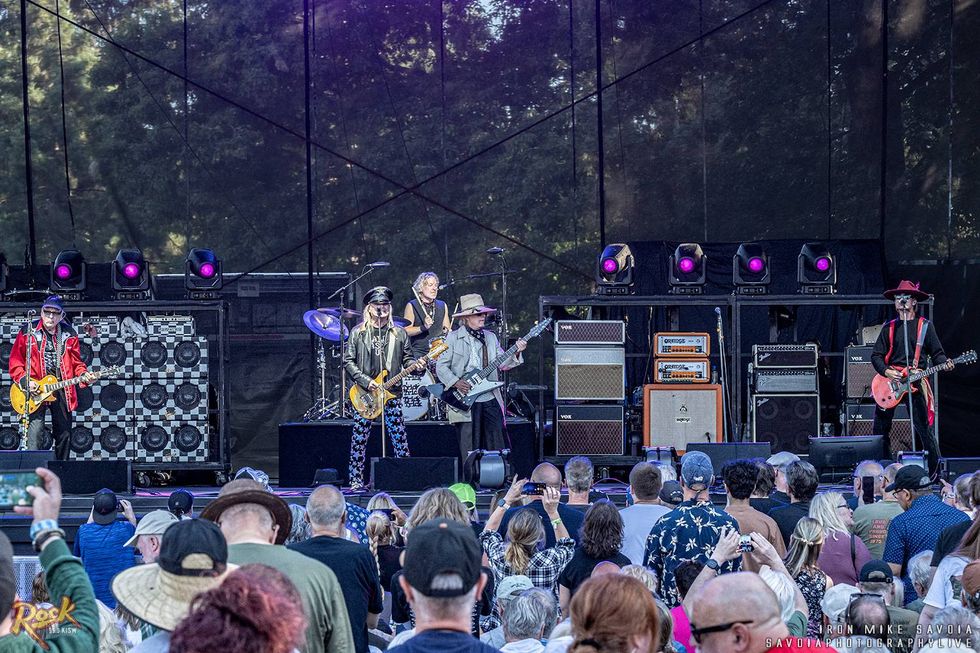 Cheap Trick - Marymoor Park - Redmond, WA 8.11.26