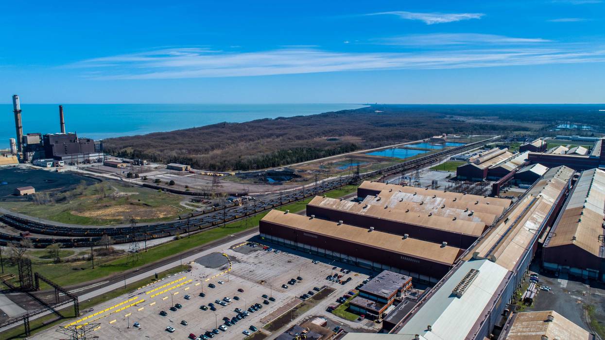 Chicago alderman blasts Indiana officials for ‘routinely’ allowing steel industry to ‘dump toxins’ into Lake Michigan