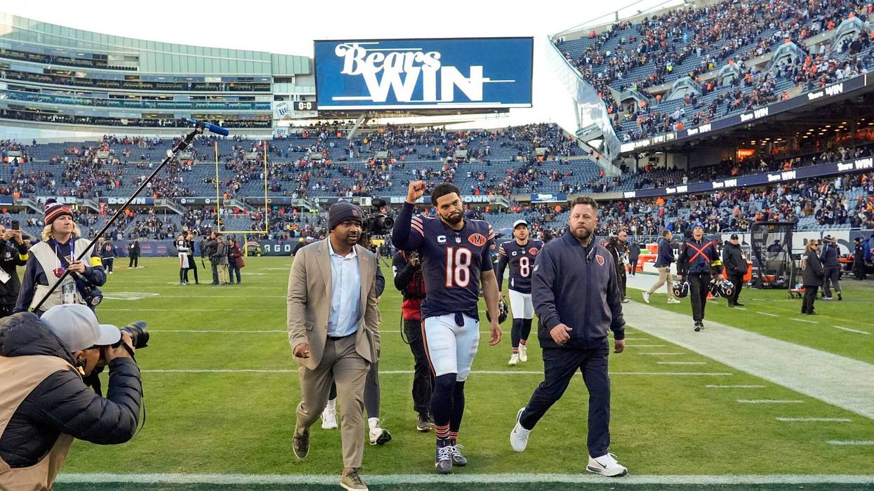 Chicago Bears quarterback Caleb Williams (18) leaves the field following the game against the Pittsburgh Steelers at Soldier Field.