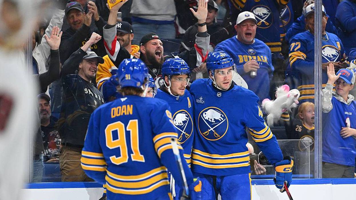 Chicago Blackhawks v Buffalo Sabres