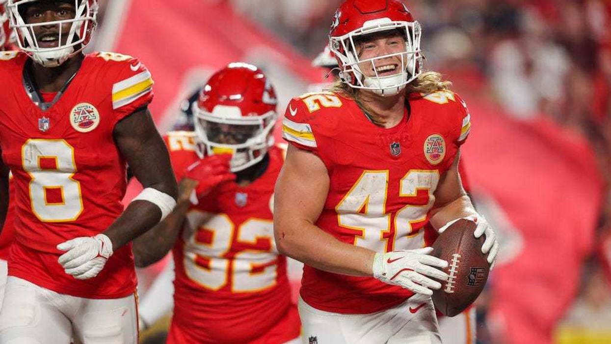 Chicago gets 34-21 preseason win over Chiefs