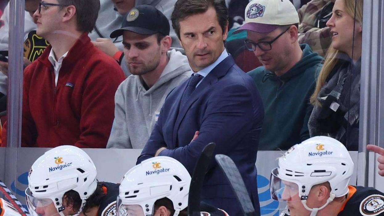 CHICAGO, ILLINOIS - FEBRUARY 07: Head coach Dallas Eakins of the Anaheim Ducks reacts against the Chicago Blackhawks during the first period at United Center on February 07, 2023 in Chicago, Illinois.