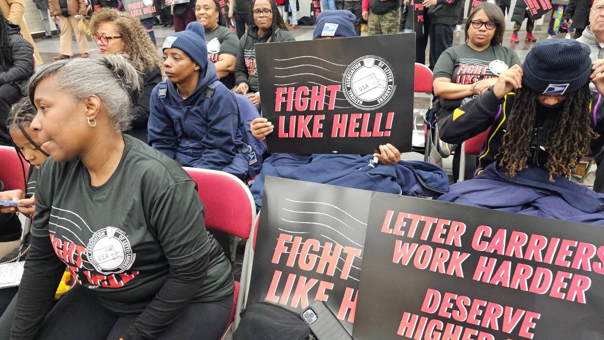 Chicago letter carriers gather in the Bronzeville neighborhood days before contract negotiations with the USPS begin. Feb 22, 2026.