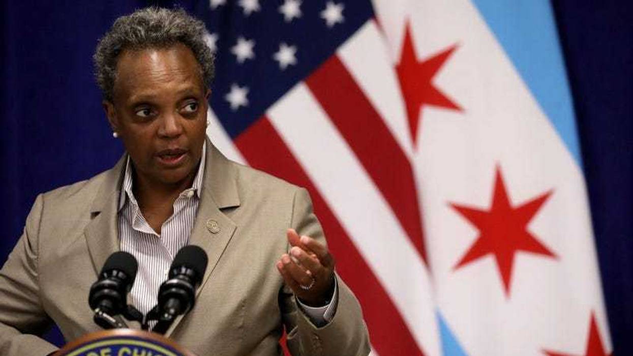 Chicago mayor takes to Twitter, says rumors about her resignation are untrue