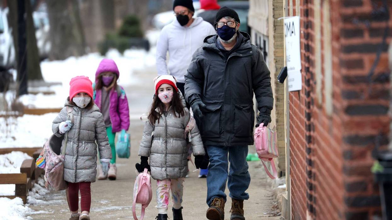 Chicago Public Schools resume in-person classes in 2022
