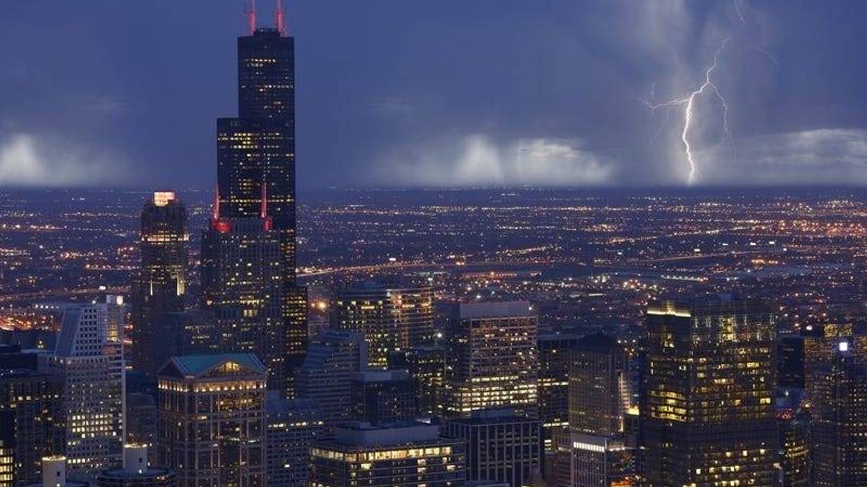 Chicago Thunderstorm rain lightning