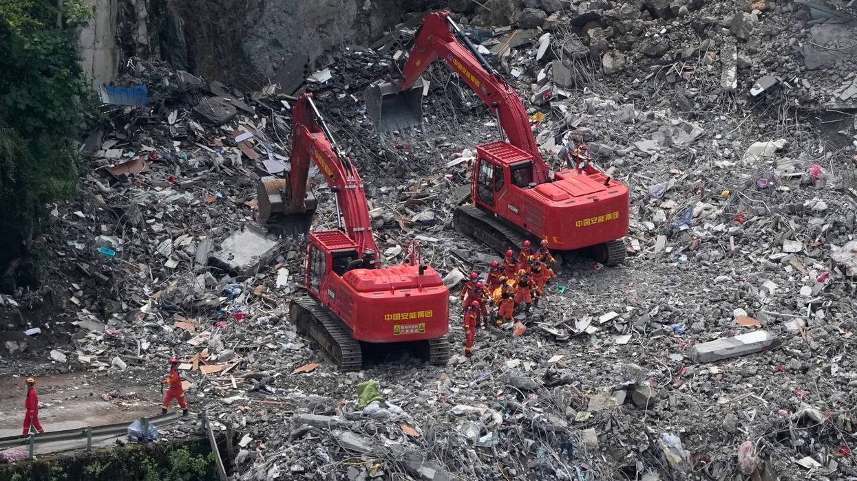 CHINA DESLAVE 5