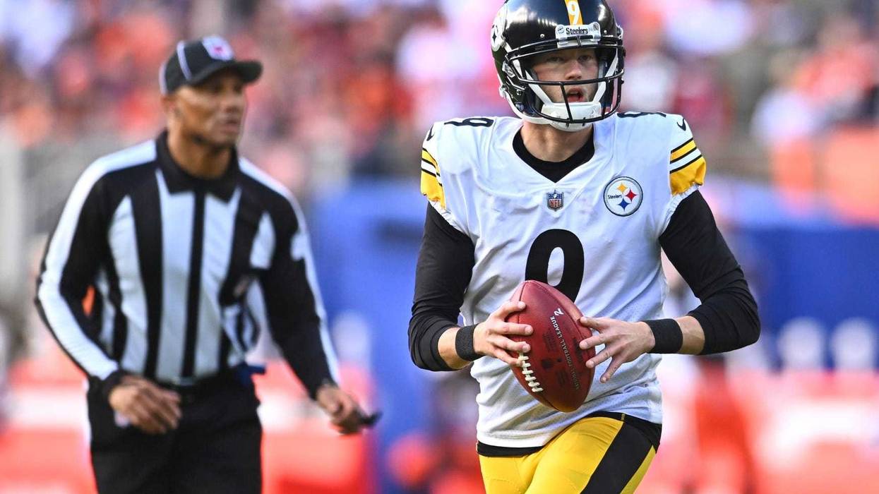 Chris Boswell about to pass