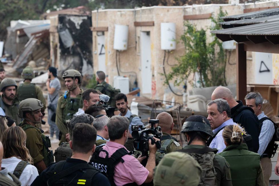 Chris Christie tours Kibbutz Kfar Aza