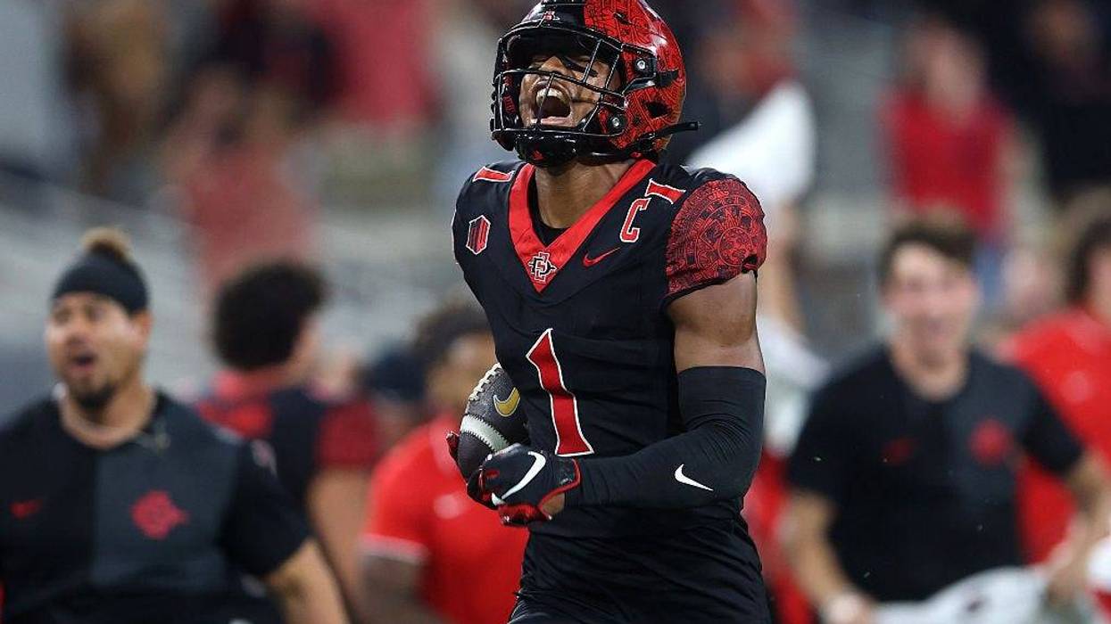 Chris Johnson running and yelling at San Diego State