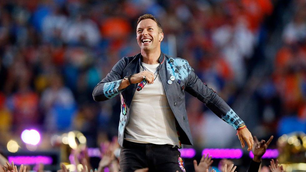 Coldplay's Chris Martin adds IT to his resume, helping Dakota Johnson figure out zoom