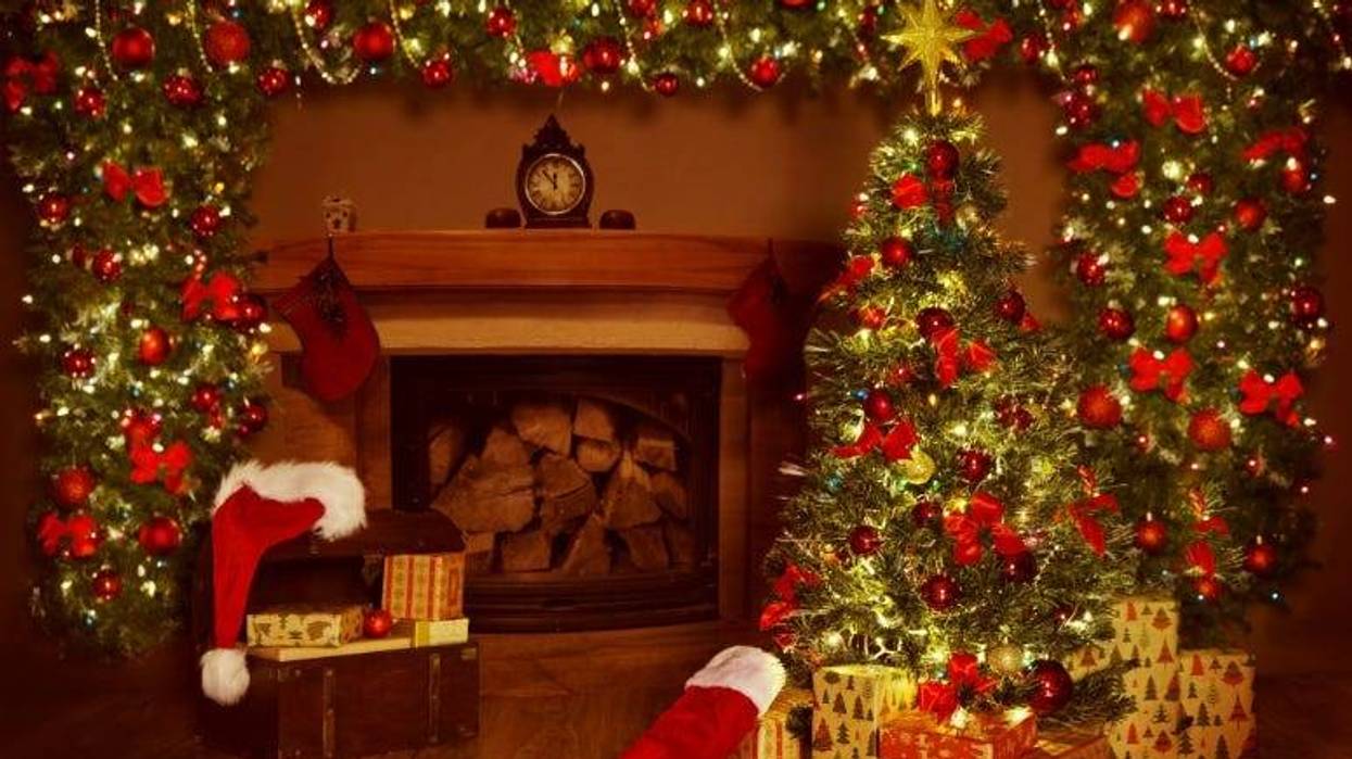 Christmas Fireplace and Xmas Tree, Presents Gifts Decorations