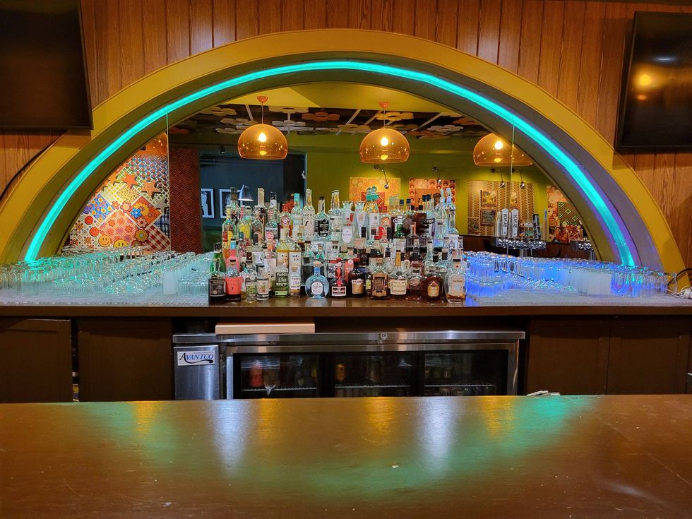 Chrome Bar