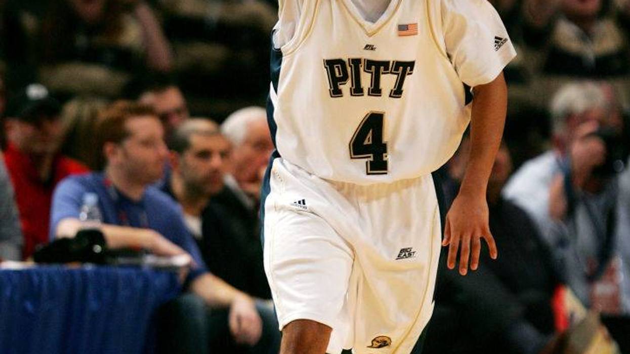 Cincinnati v Pittsburgh