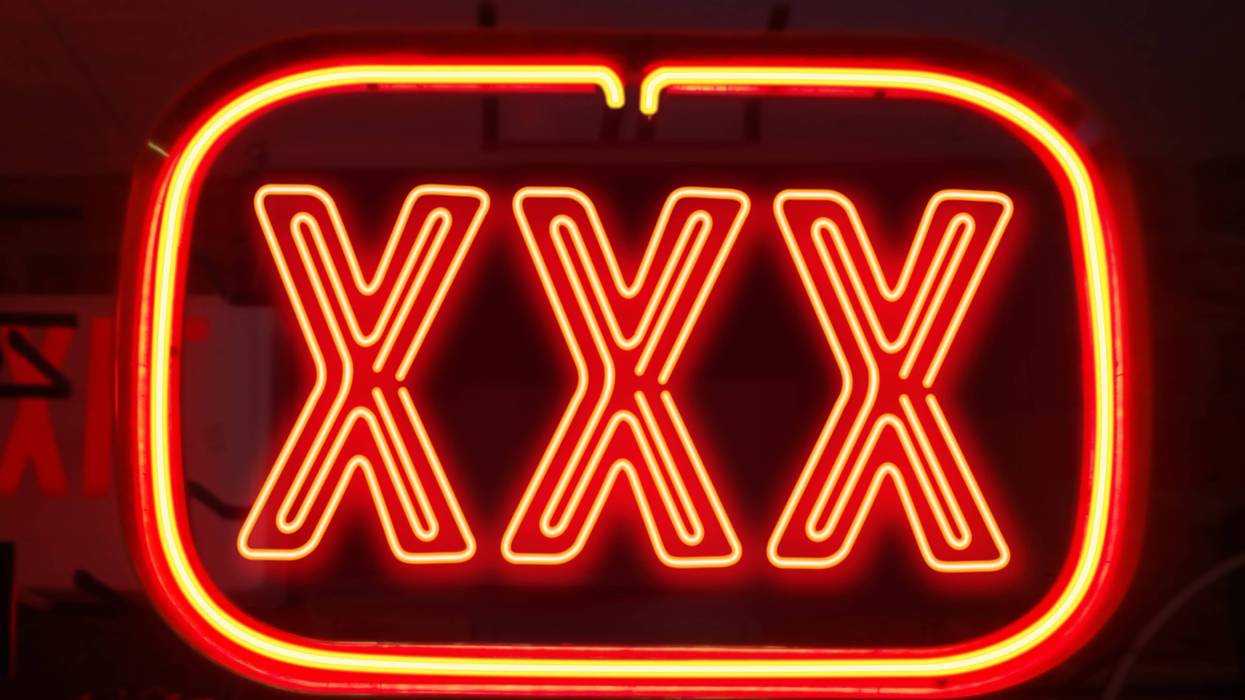 City of Dallas may move to restrict hours of sexually-oriented businesses