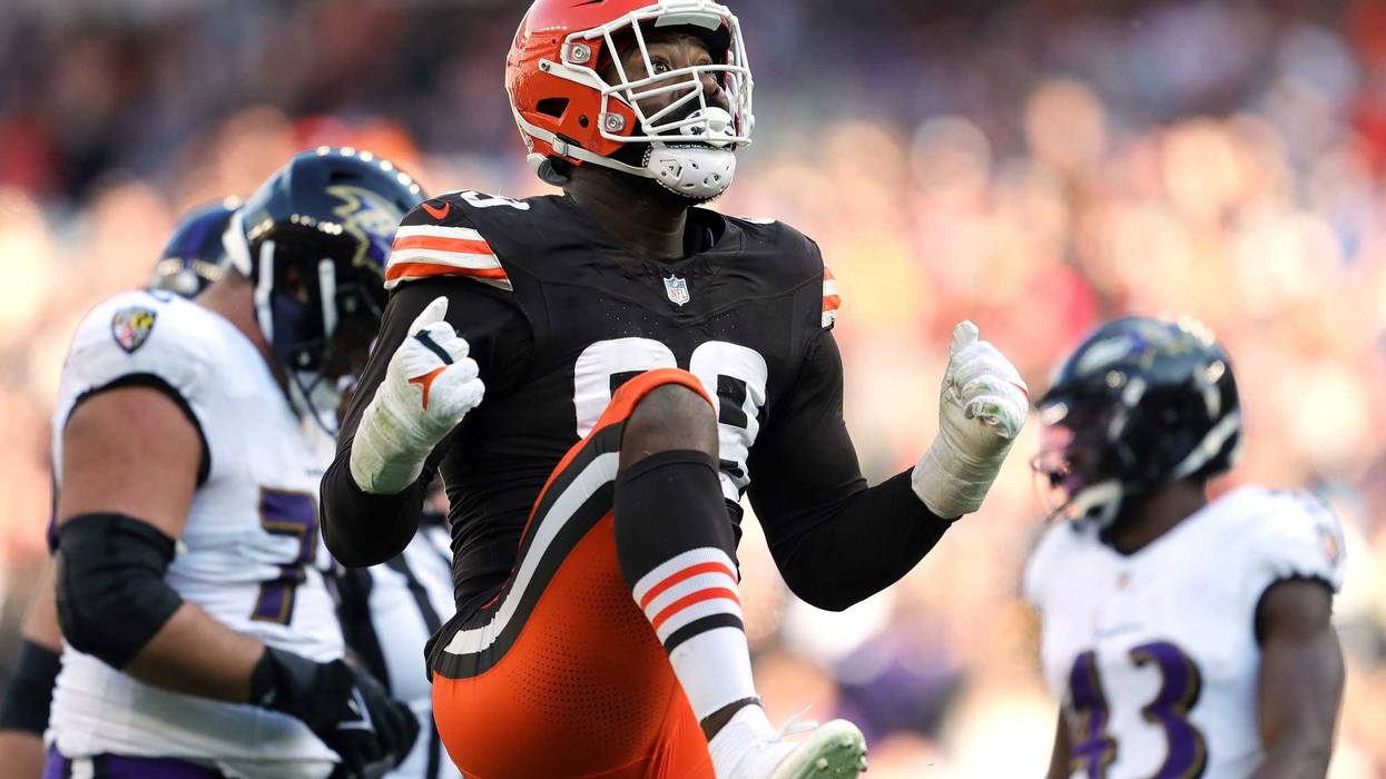 Cleveland Browns Defensive End Za'Darius Smith