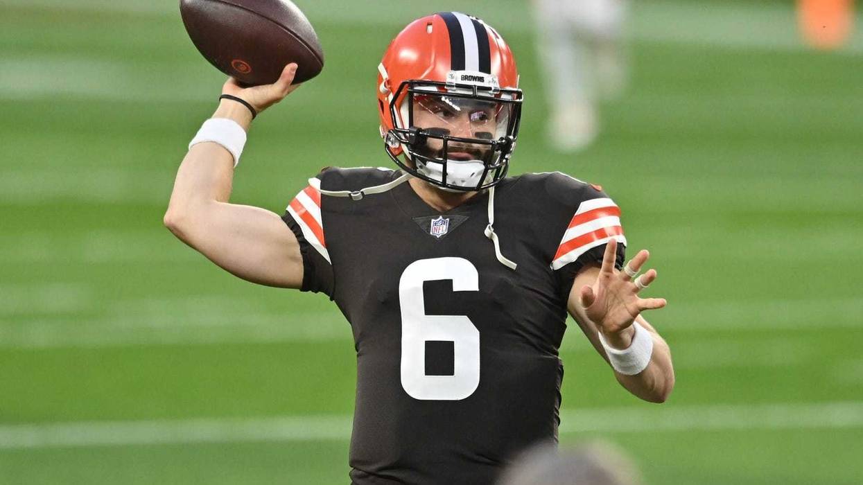 Cleveland Browns quarterback Baker Mayfield warms up before the game between the Cleveland Browns and the Cincinnati Bengals at FirstEnergy Stadium.