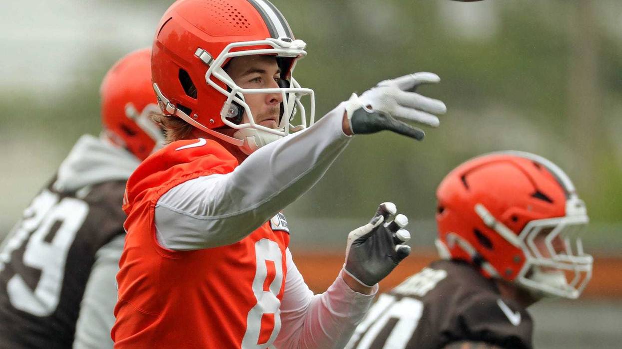Cleveland Browns quarterback Kenny Pickett throws during an NFL practice at the Cleveland Browns training facility on Wednesday, May 28, 2025, in Berea, Ohio.