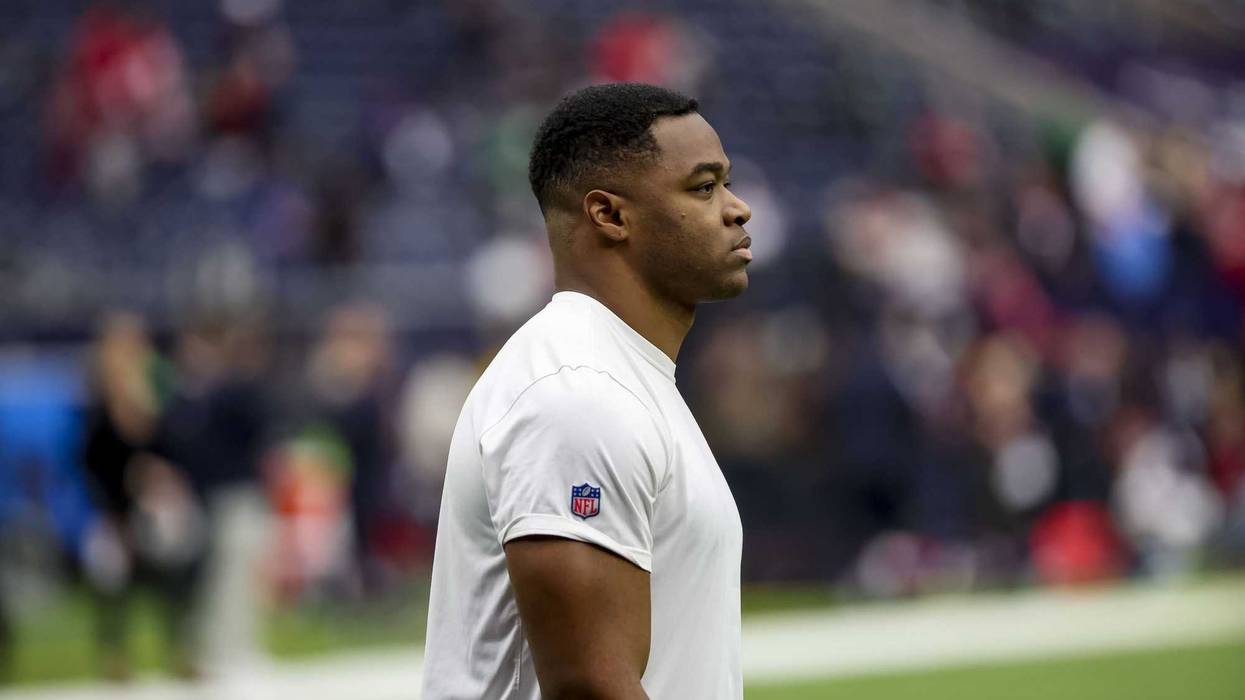 Cleveland Browns wide receiver Amari Cooper (2) before a 2024 AFC wild card game at NRG Stadium.