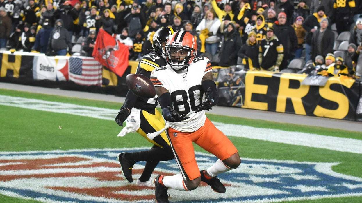 Cleveland Browns wide receiver Jarvis Landry (80) misses a pass as Pittsburgh Steelers cornerback Joe Haden (23) provides coverage