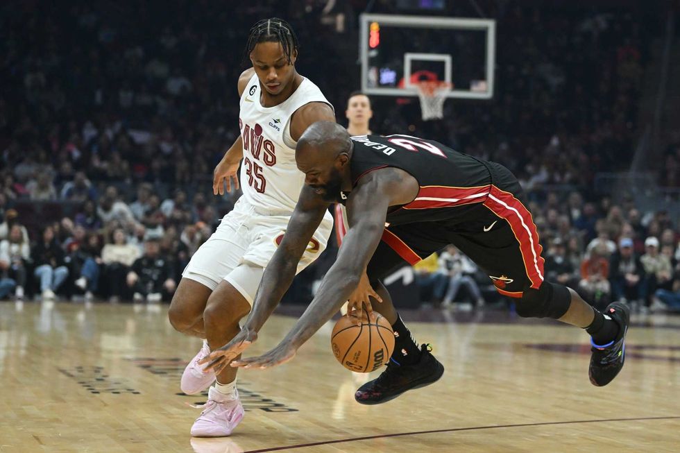 Cleveland Cavaliers forward Isaac Okoro (35)