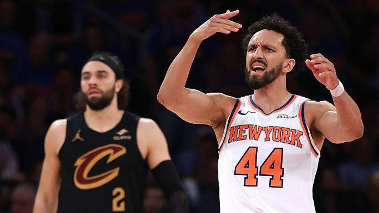 Cleveland Cavaliers v New York Knicks - Game One