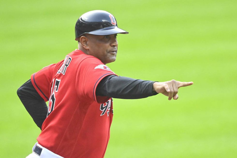 Cleveland Guardians first base coach Sandy Alomar Jr.