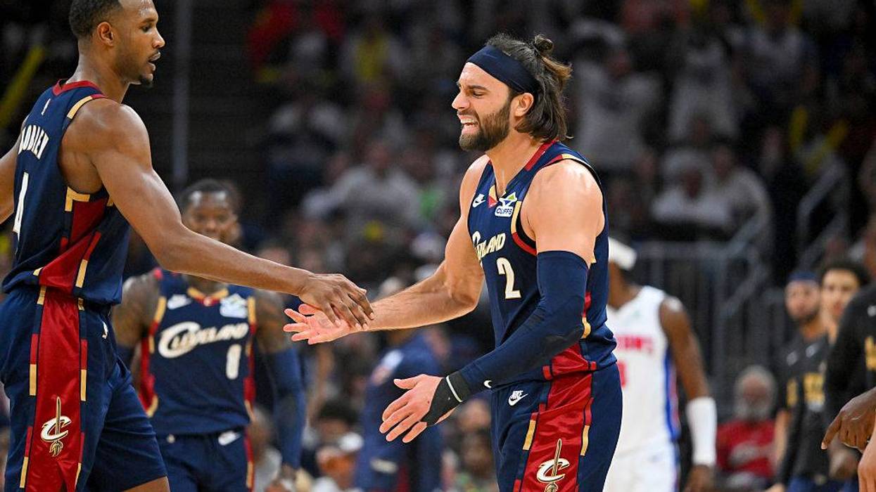 Ethan Sands Weighs In: Can the Cavs Afford to Keep Max Strus? + The Latest on LeBron James