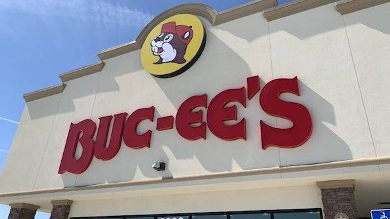 Close-up of Buc-ee's sign in Daytona Beach