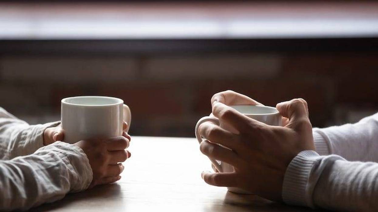 Coffee, Mugs, Man, Woman, Table, Coffee Shop, Conversation
