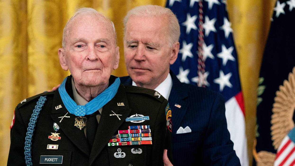 Col. Ralph Puckett and the high esprit de corps of the Rangers