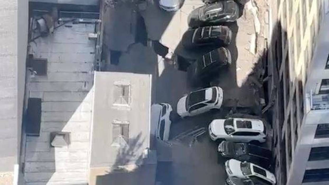 colapsa estacionamiento en manhattan