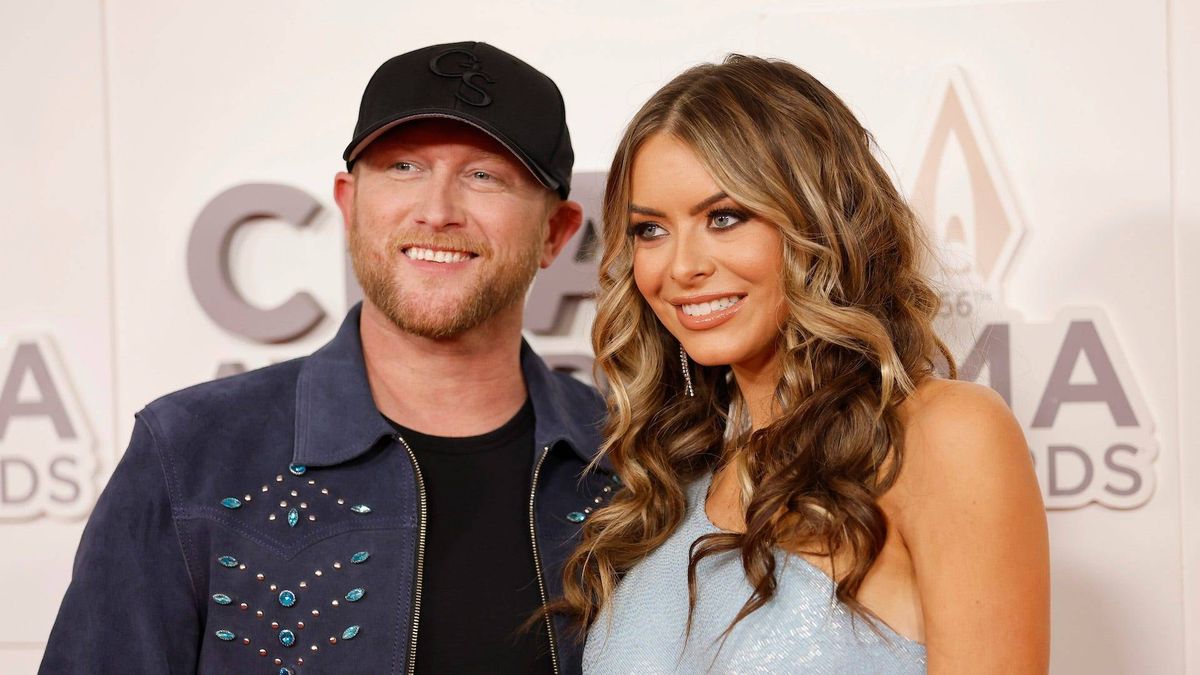 Cole Swindell, Courtney Little